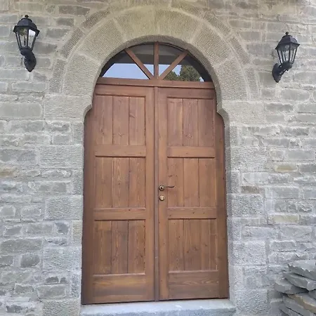 Konukevi House Of Roses