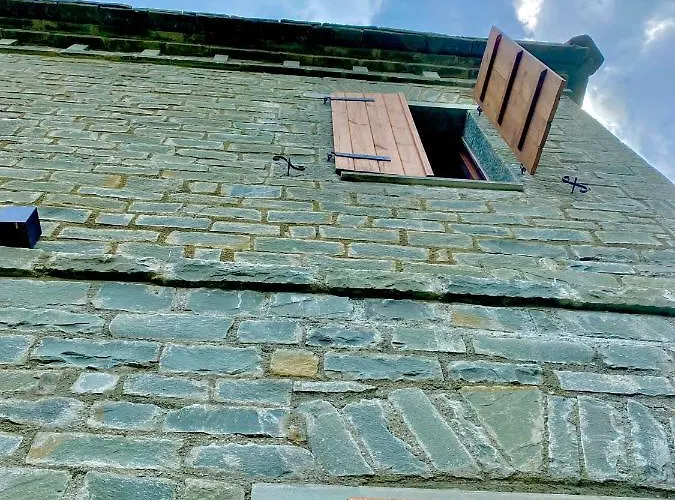 House Of Roses Pensjonat Përmet