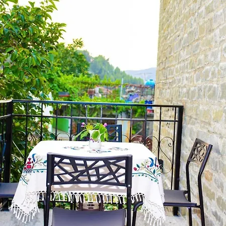 Guest house House Of Roses